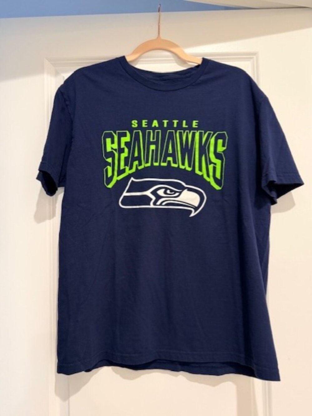 Seattle Seahawks Graphic Tee - Navy Blue & Action Green Size L